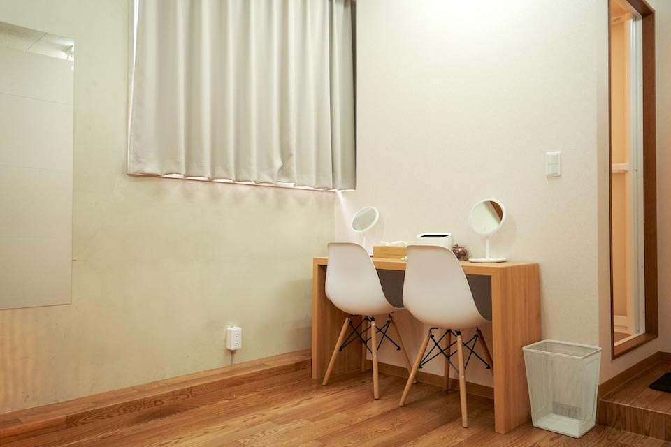 OKUTAMA+ / オクタマプラス 屋上サウナ 更衣室